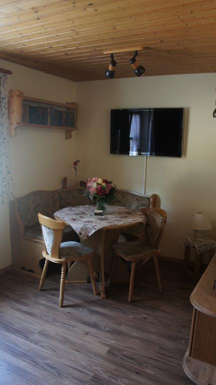 Ferienwohnung Auszeit フィッシェン 部屋 写真